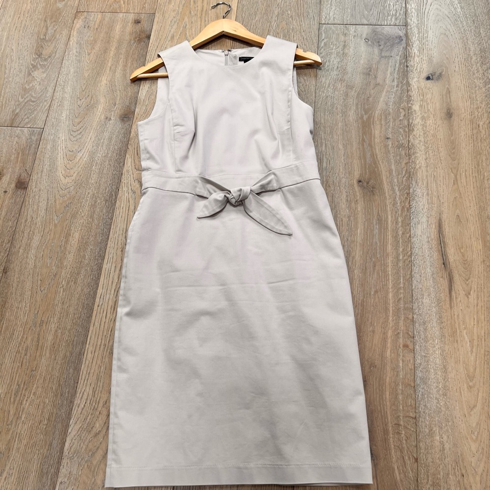 Ann Taylor Khaki Grey Sleeveless Sheath Dress for Work